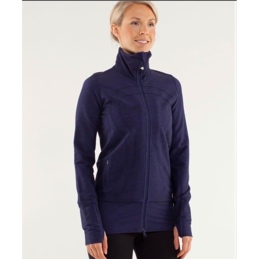 Lululemon In Stride Jacket *Denim
Deep Indigo Slub Denim